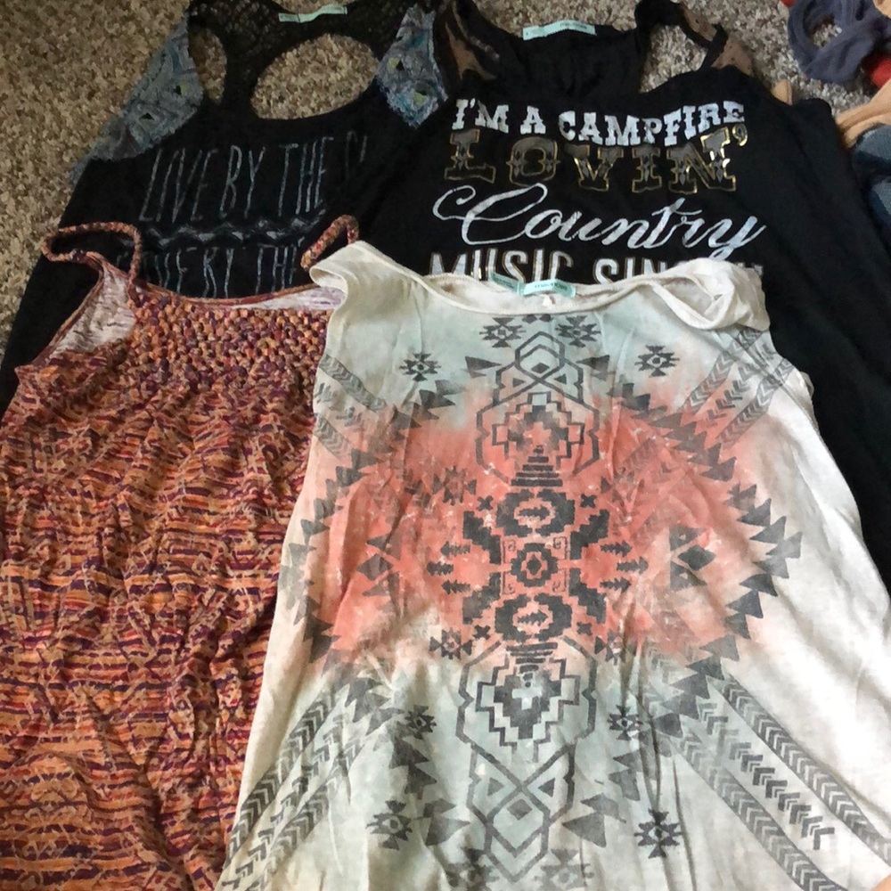 Assortment of Maurice’s tank tops